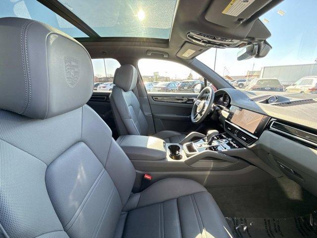 Porsche Cayenne 2023