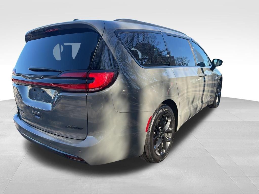 Chrysler Pacifica 2025