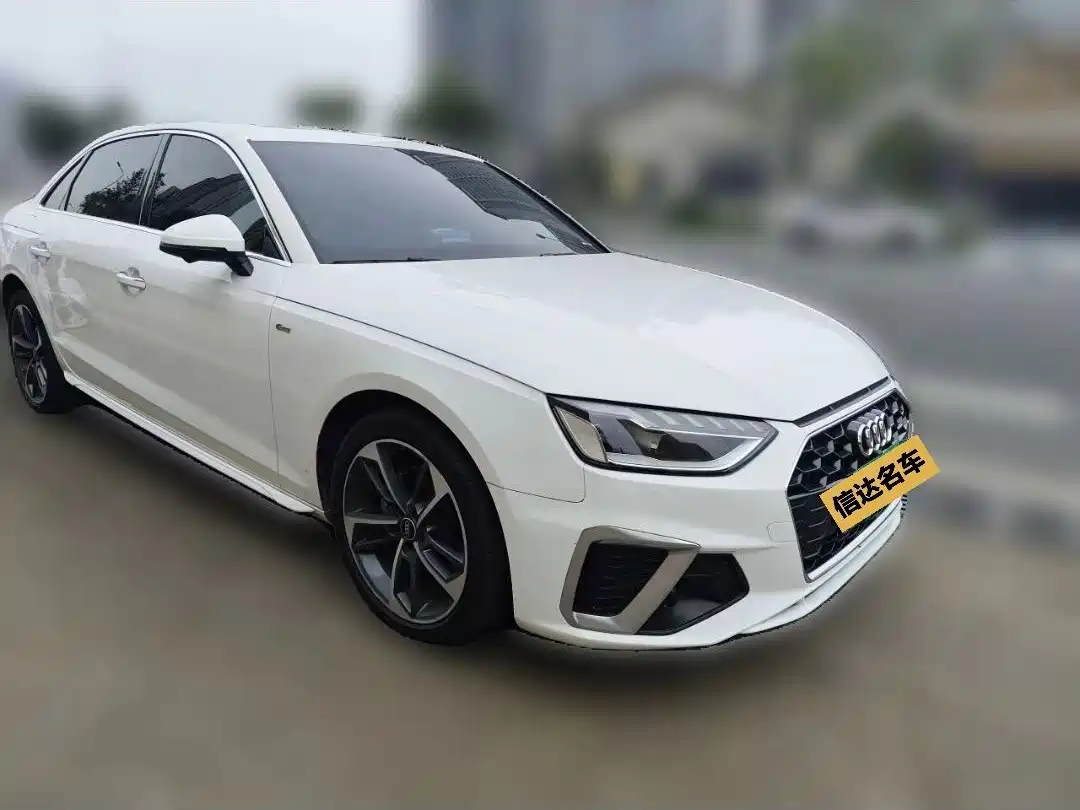 Audi A4 2022