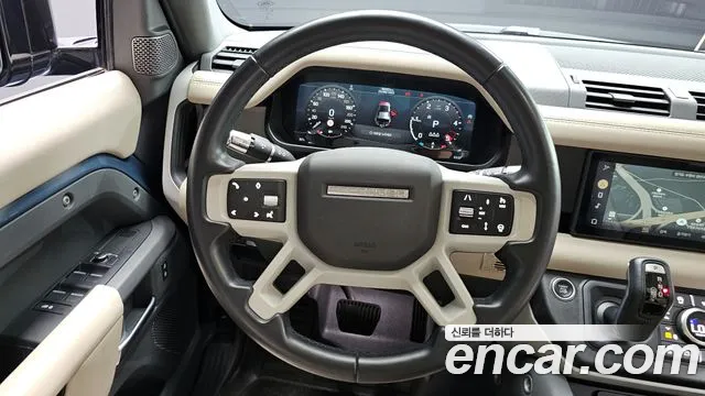 Land Rover Defender 2021