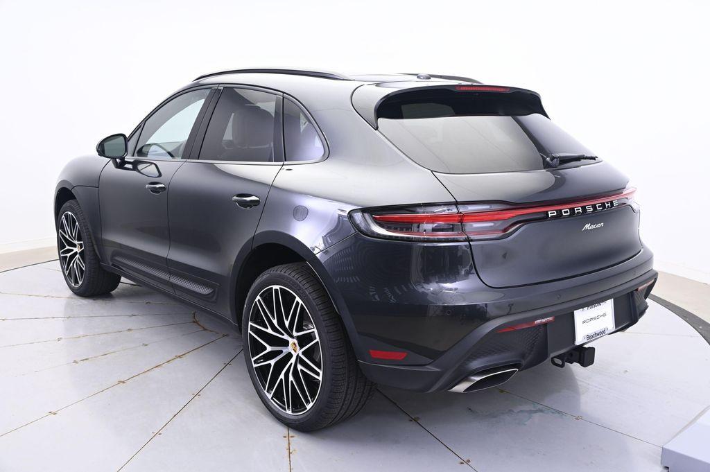 Porsche Macan 2025
