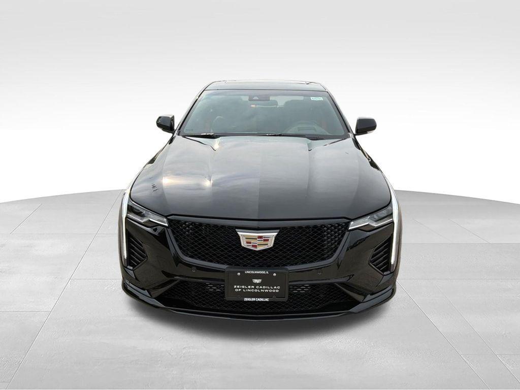 Cadillac CT4-V 2026