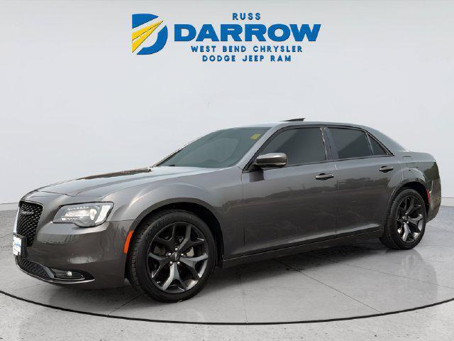 Chrysler 300 2023