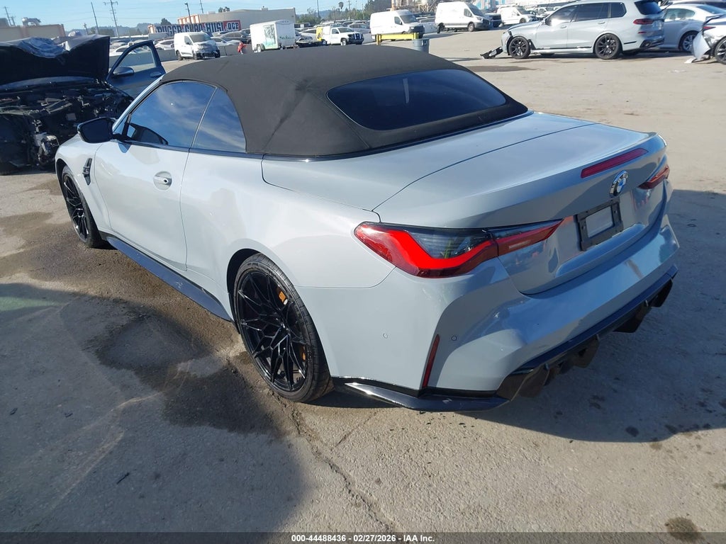 BMW M4 2023