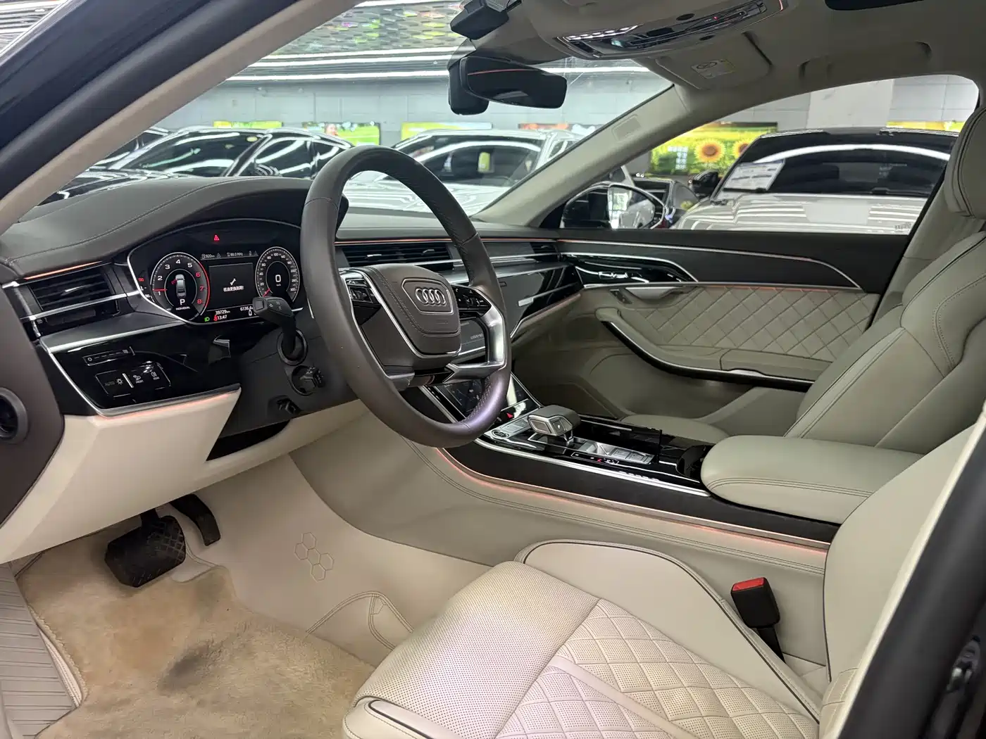 Audi A8 2023