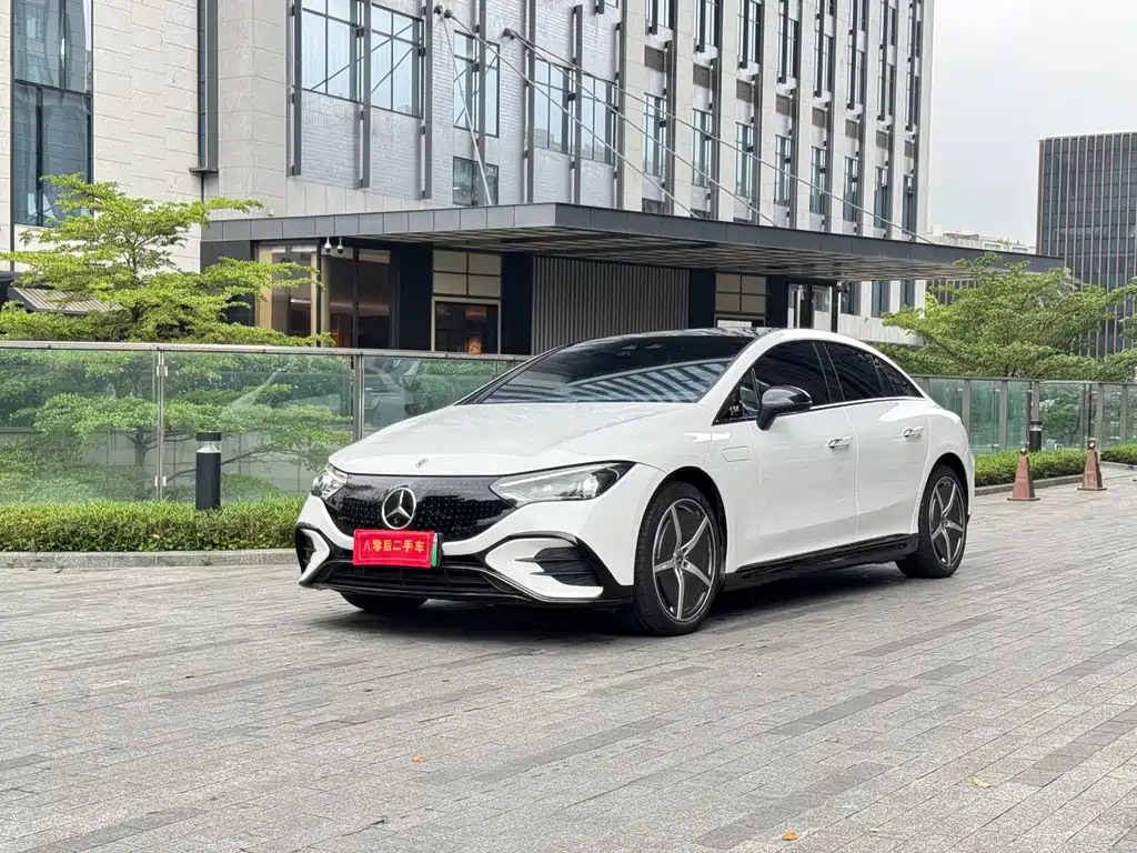 Mercedes-Benz EQE 2023