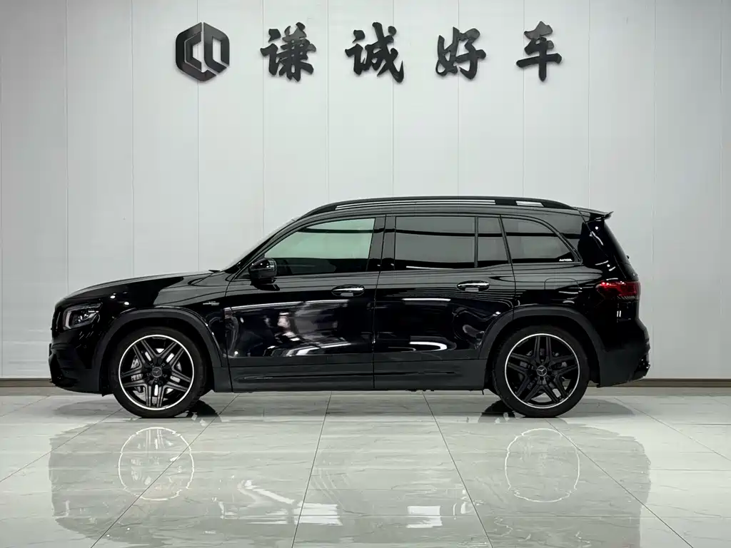 Mercedes-Benz GLB AMG 2023
