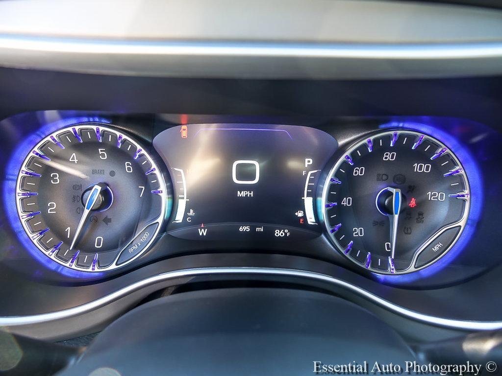 Chrysler Pacifica 2027
