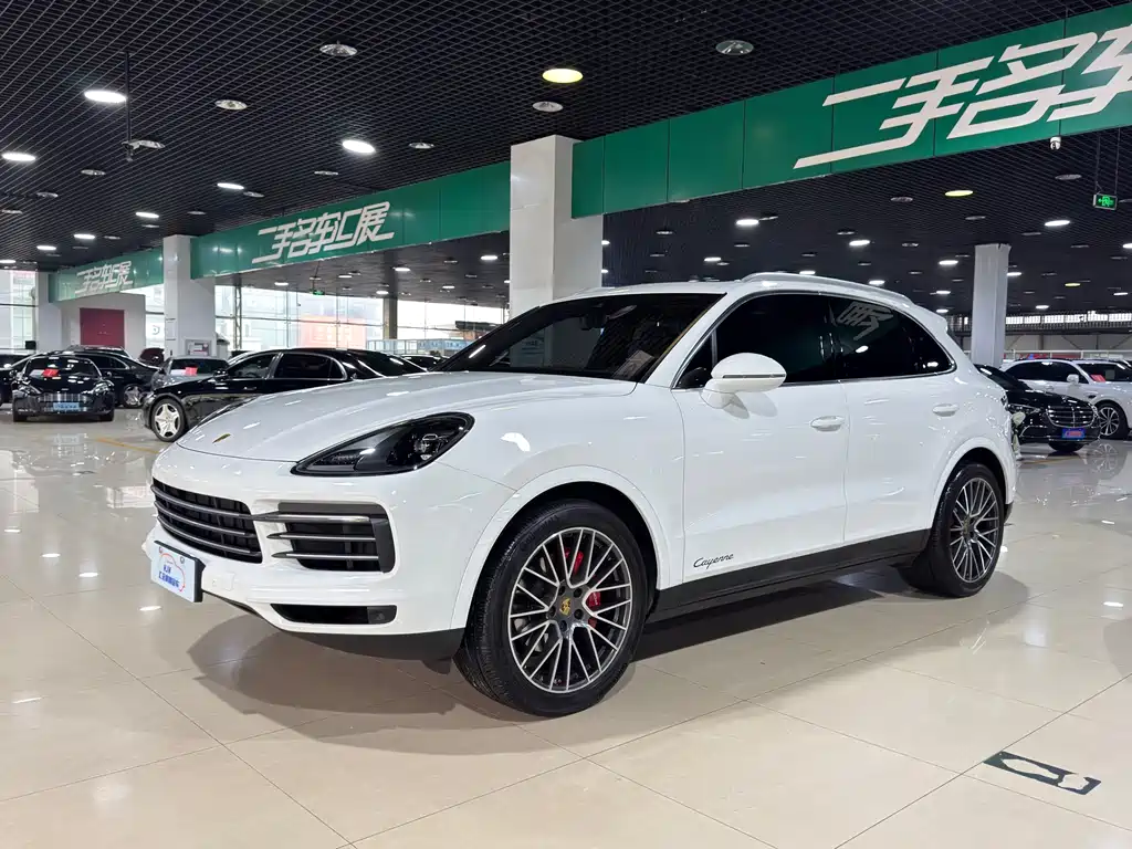 Porsche Cayenne 2023