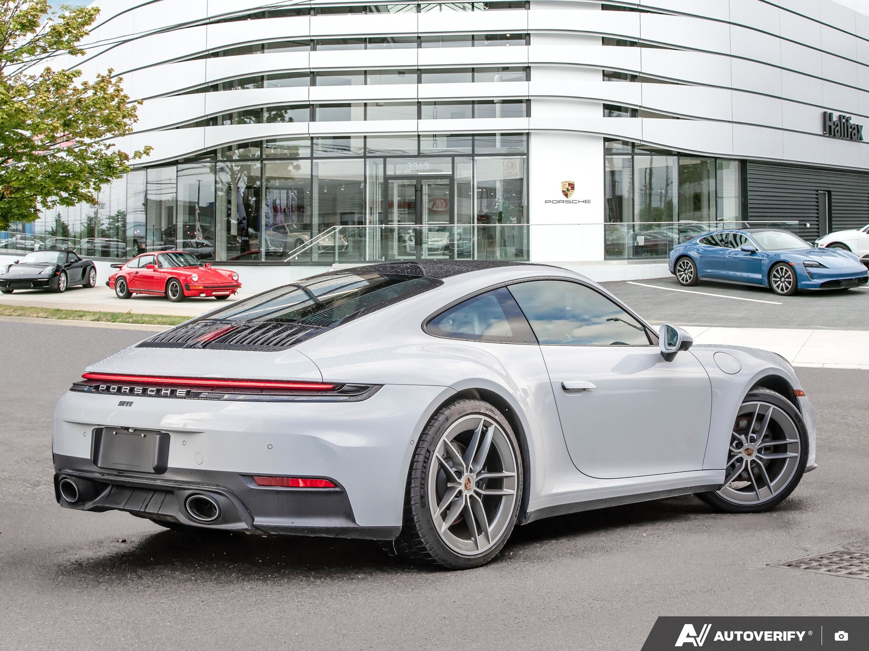 Porsche 911 2025