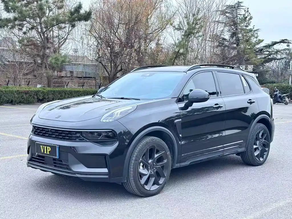 Lynk & Co 01 2022