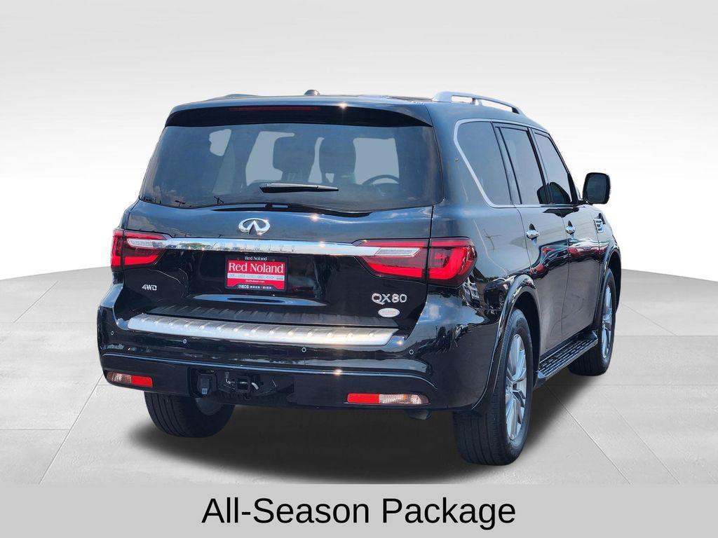 Infiniti QX80 2023