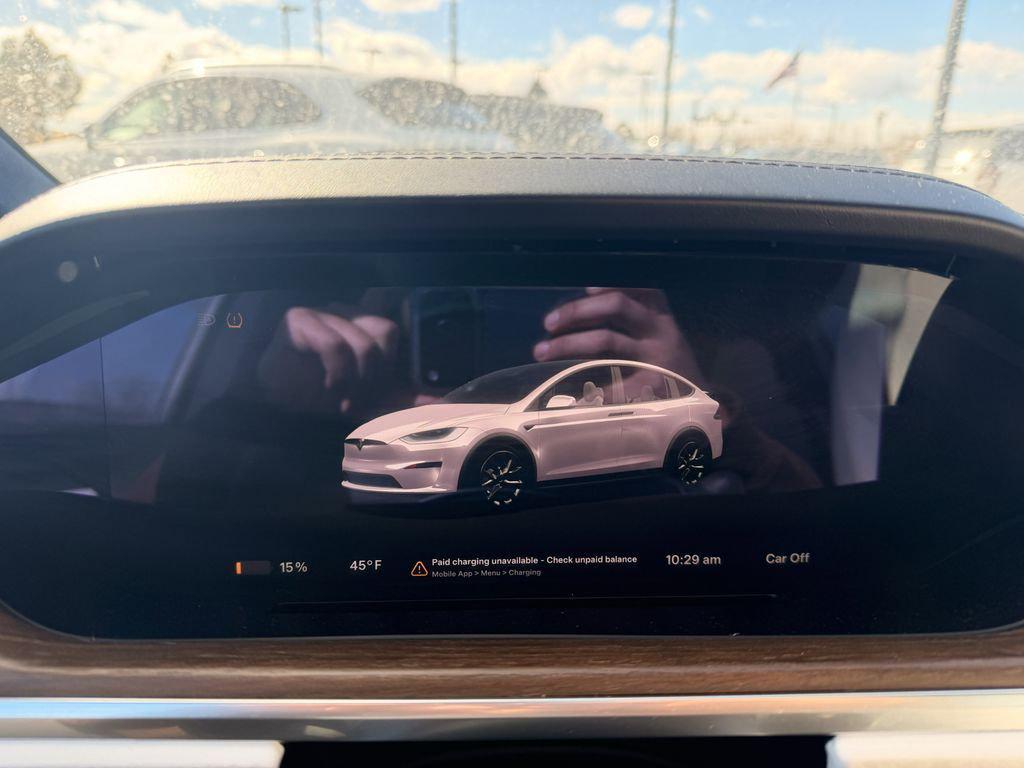 Tesla Model X 2022