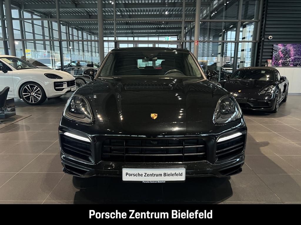 Porsche Cayenne 2022