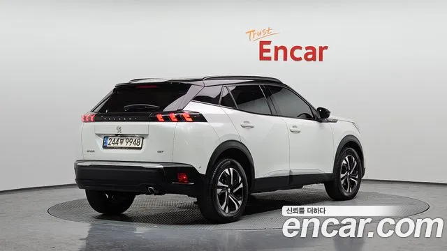 Peugeot 2008 2021