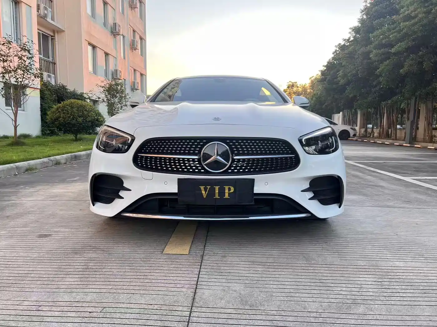 Mercedes-Benz E-Класс 2023