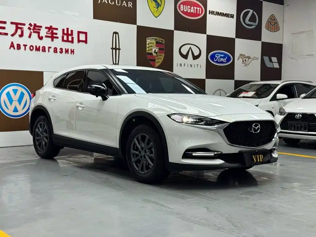 Mazda CX-4 2023