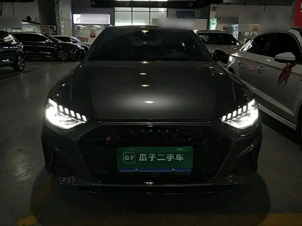 Audi A4 2024