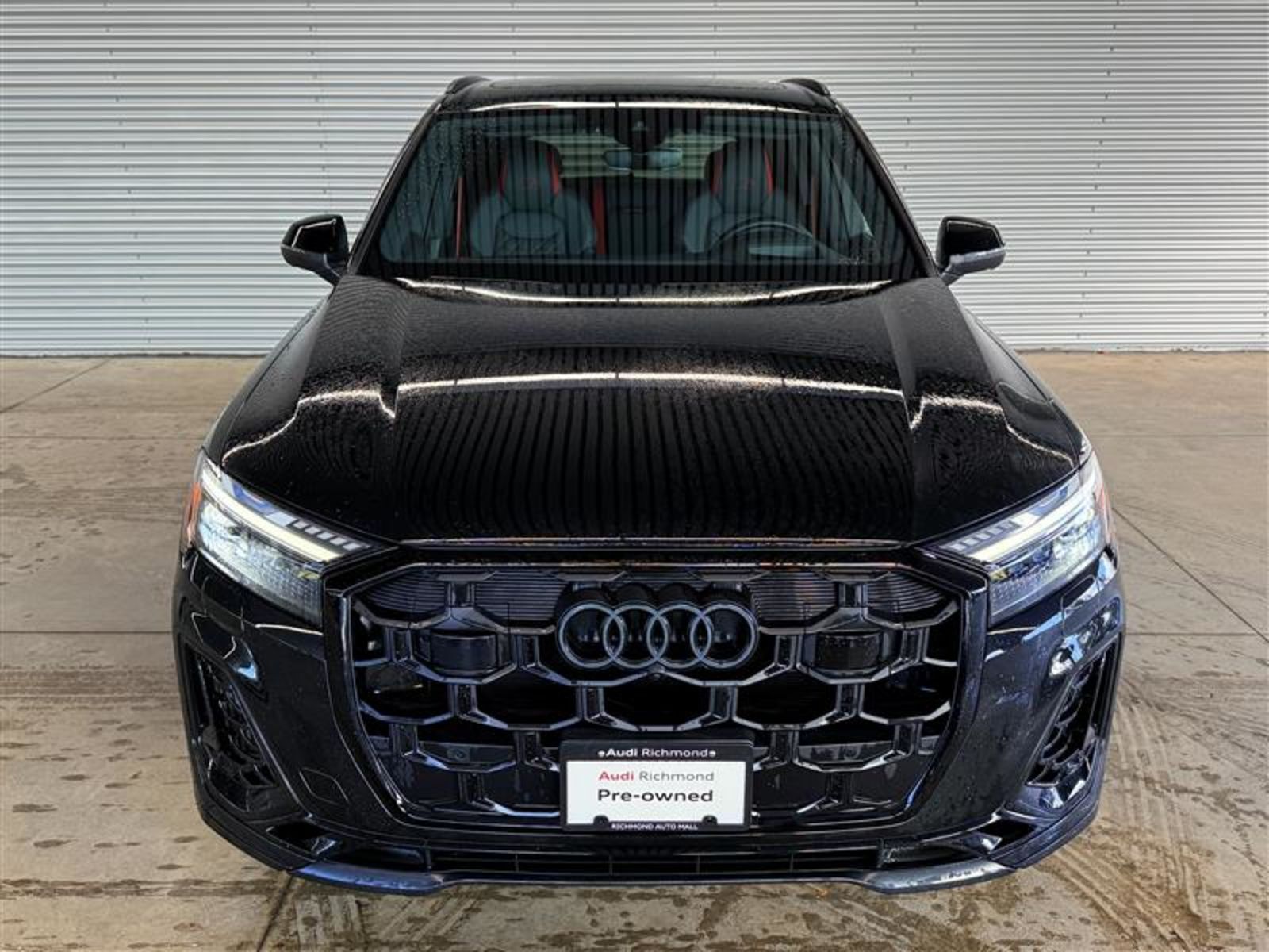 Audi SQ7 2025