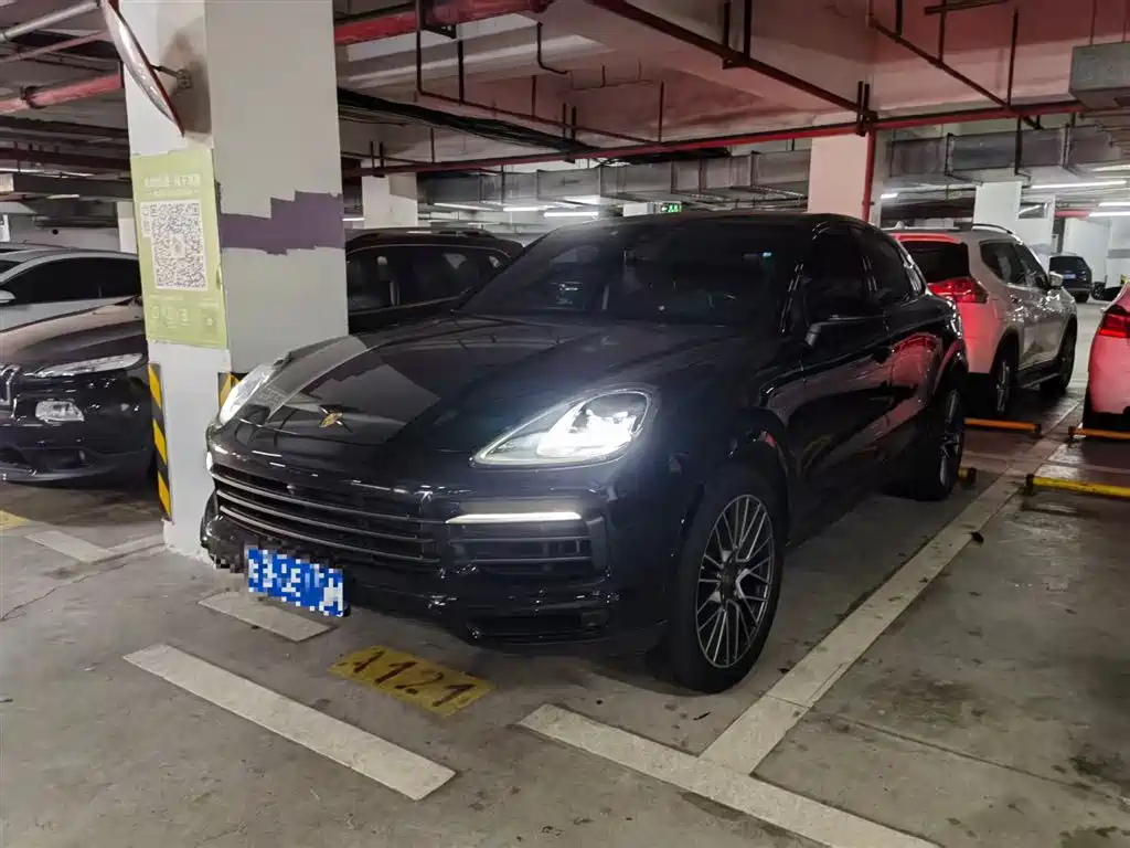 Porsche Cayenne 2023