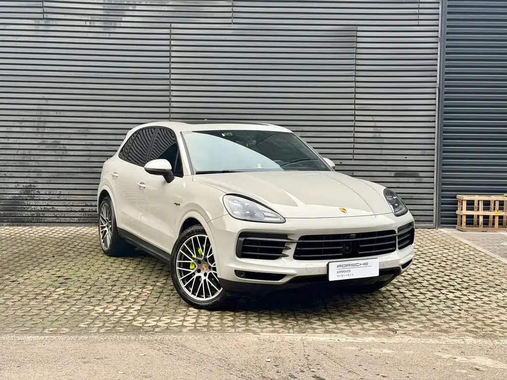 Porsche Cayenne 2023