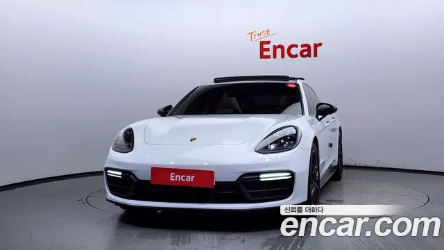 Porsche Panamera 2020