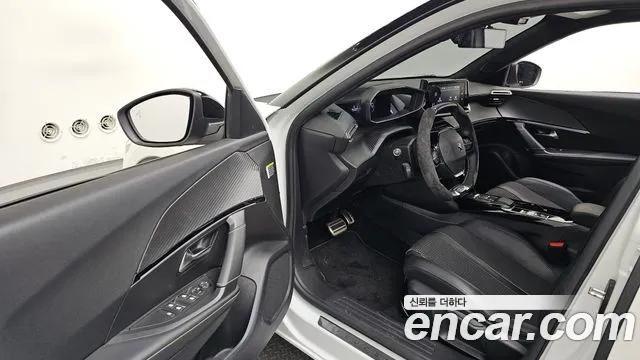 Peugeot 2008 2023