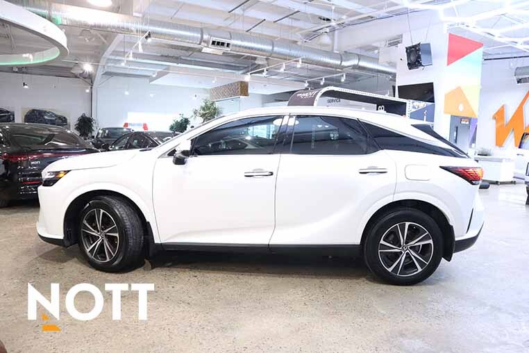 Lexus RX 2024