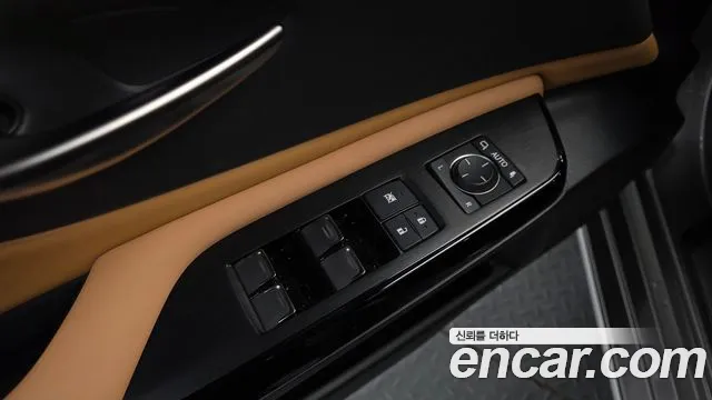 Lexus ES 2025