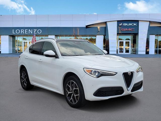 Alfa Romeo Stelvio 2021