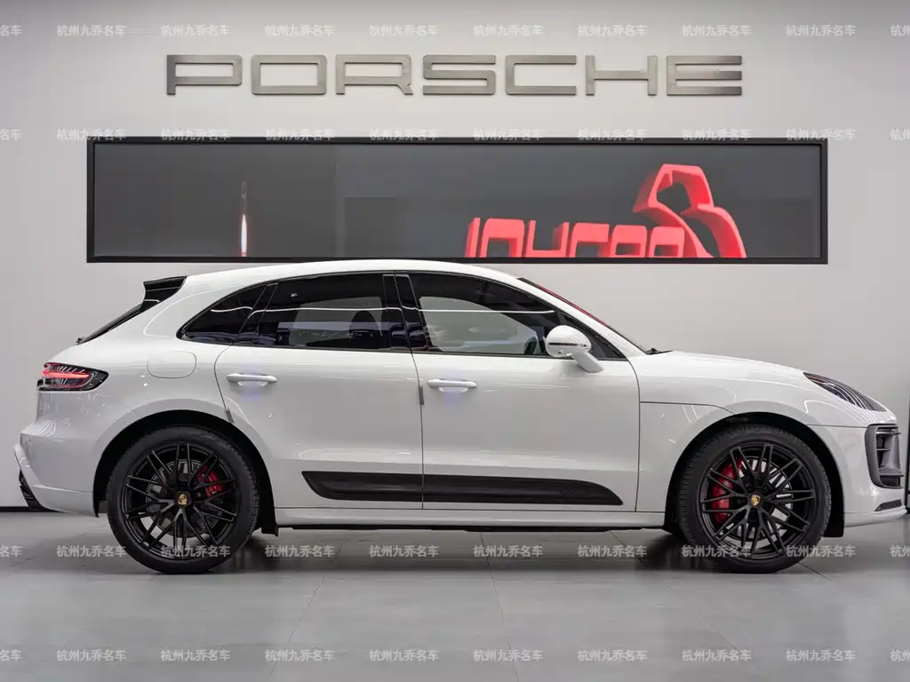 Porsche Macan 2022