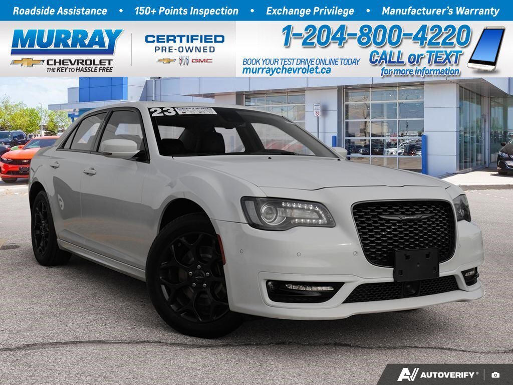 Chrysler 300 2023