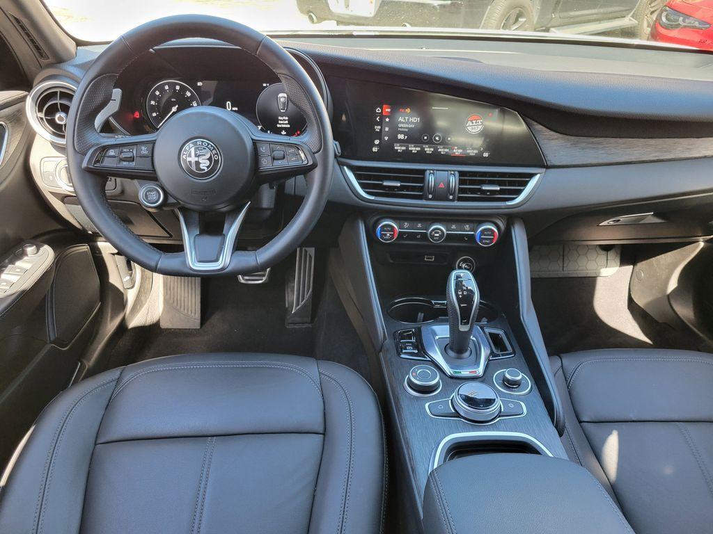 Alfa Romeo Giulia 2024