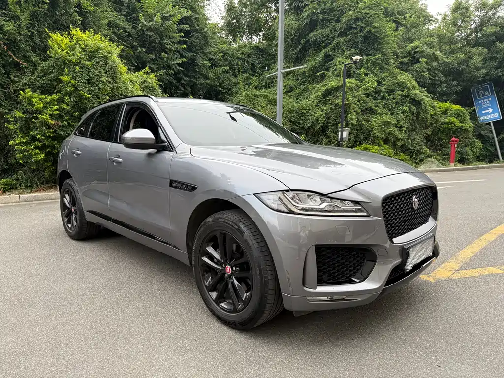 Jaguar F-Pace 2020
