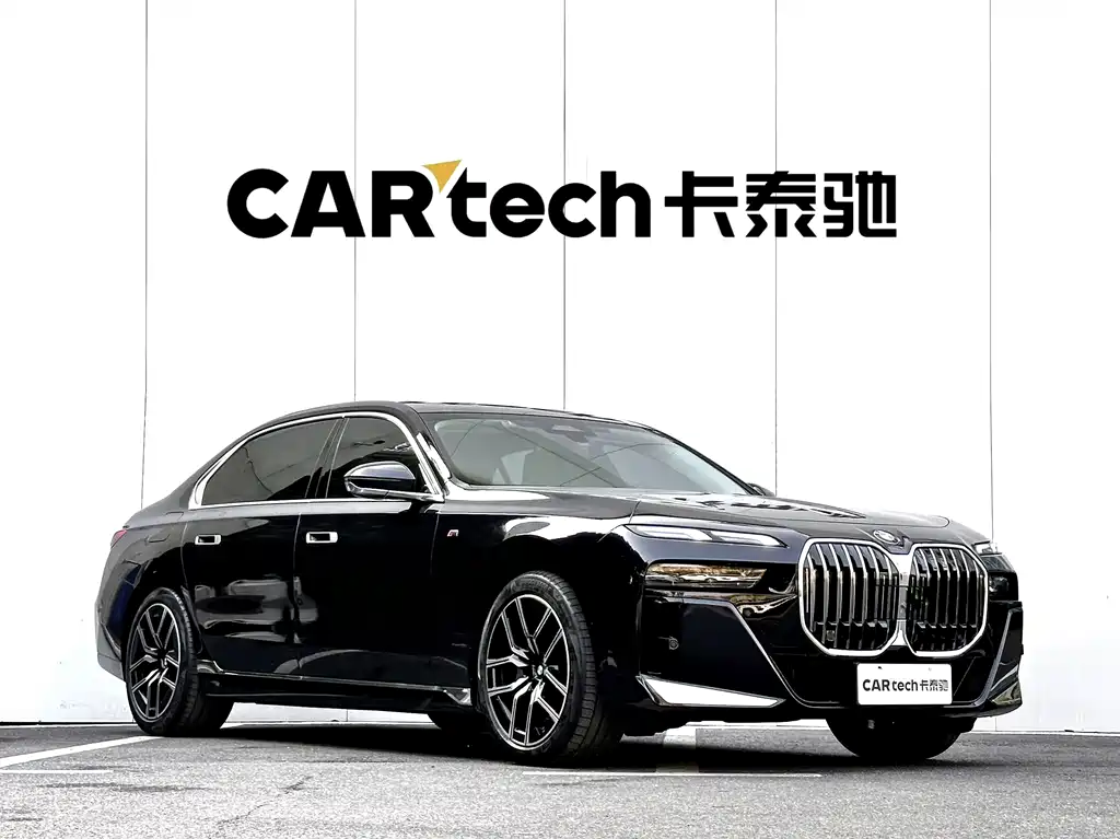 BMW 7 серии 2024