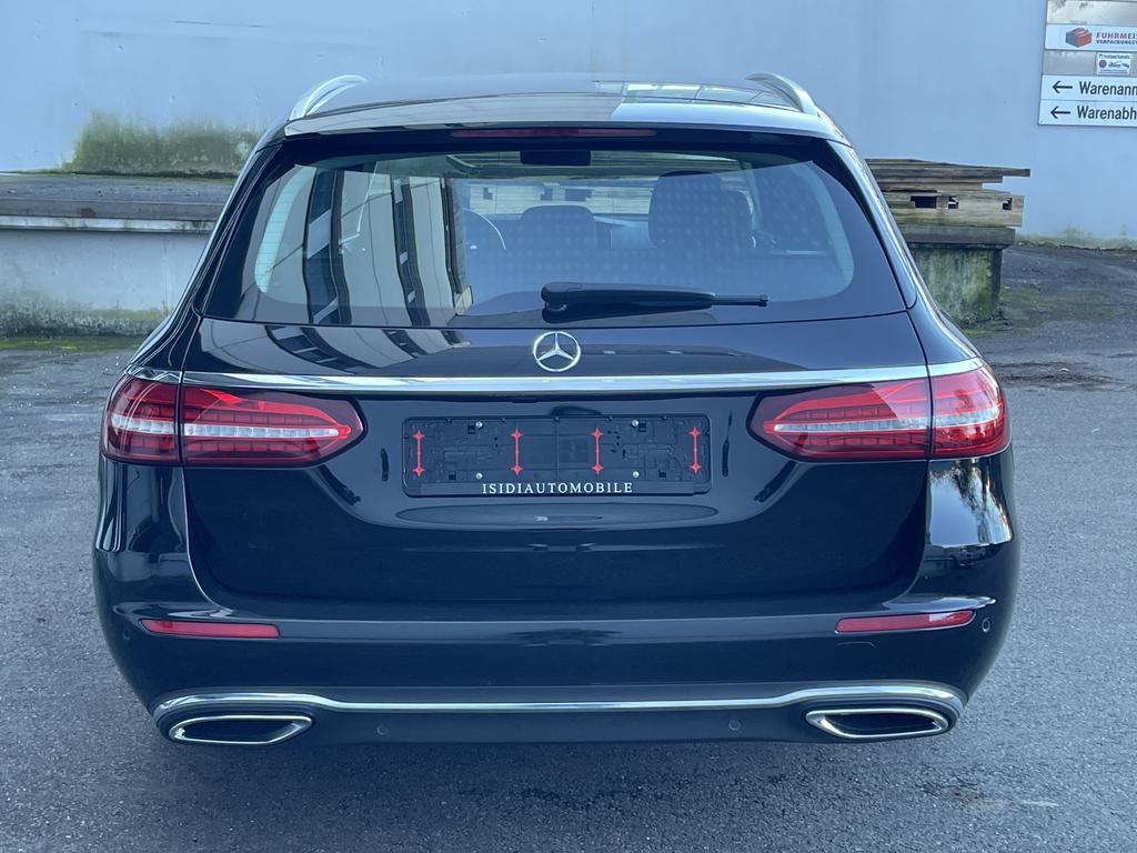 Mercedes-Benz E 220 2022