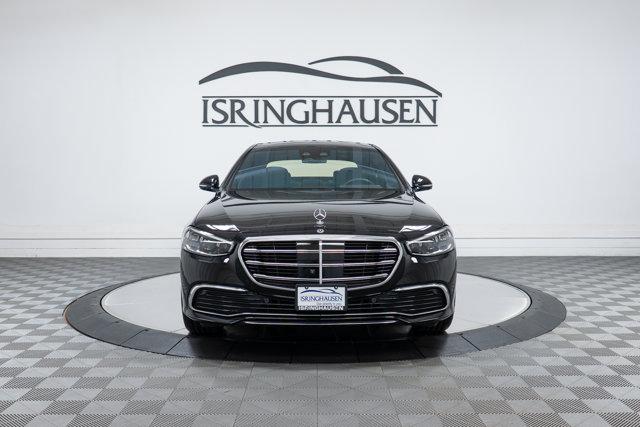 Mercedes-Benz S-Класс 2023