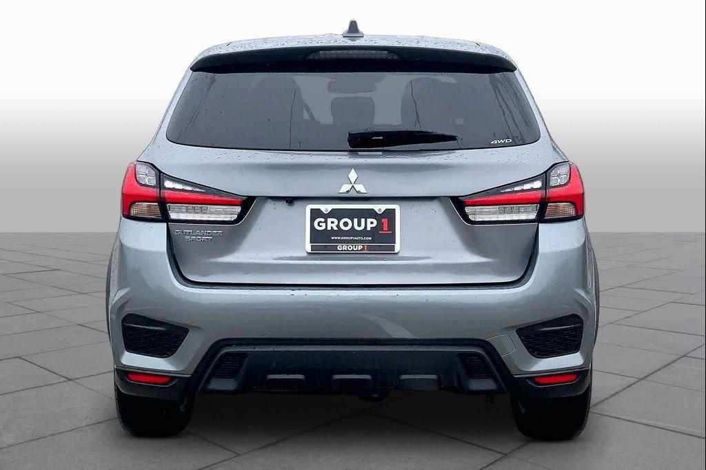 Mitsubishi Outlander Sport 2024