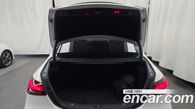 Mercedes-Benz E-Класс 2021
