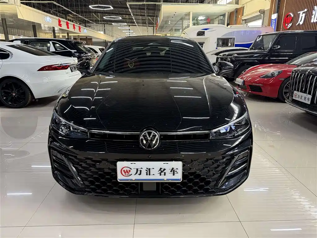 Volkswagen Passat 2025