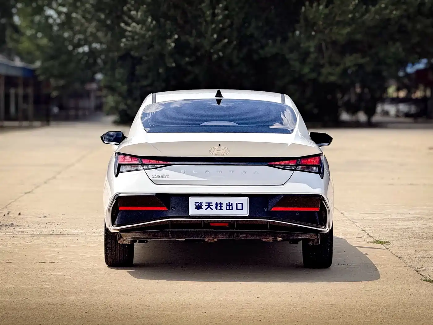Hyundai Elantra 2023