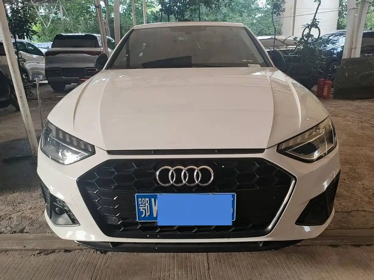 Audi A4 2022