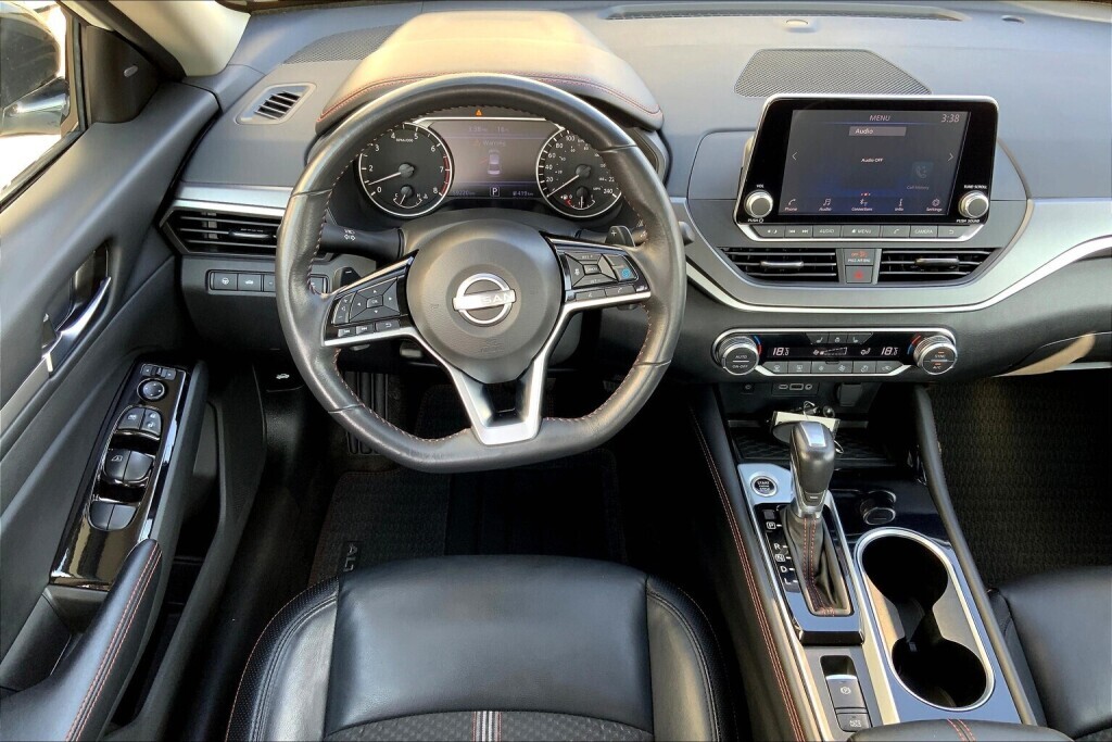 Nissan Altima 2024