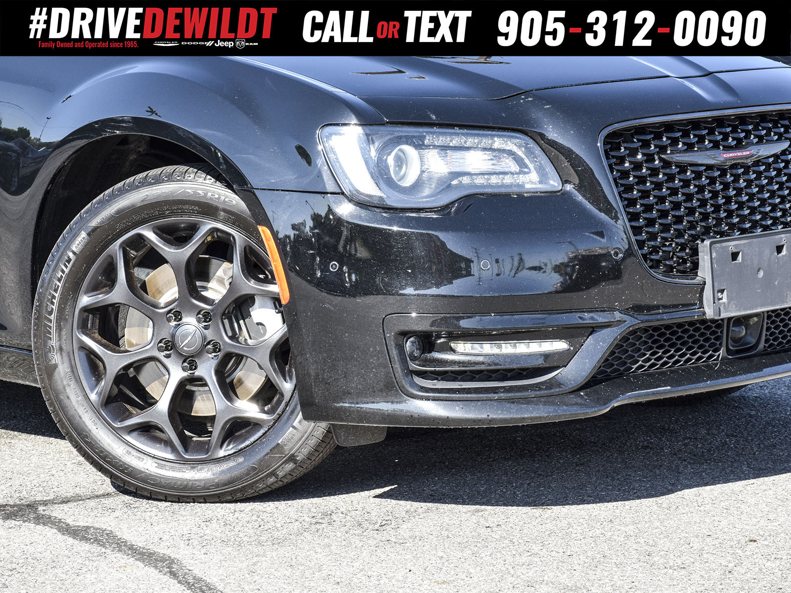 Chrysler 300 2021