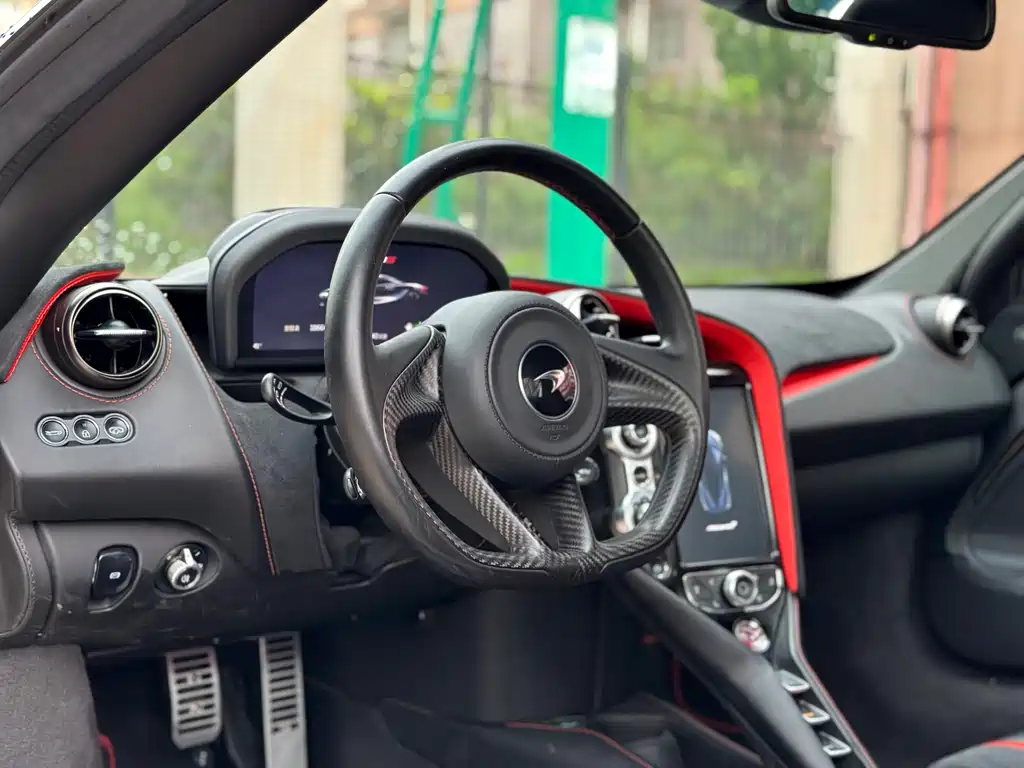 McLaren 720S 2020