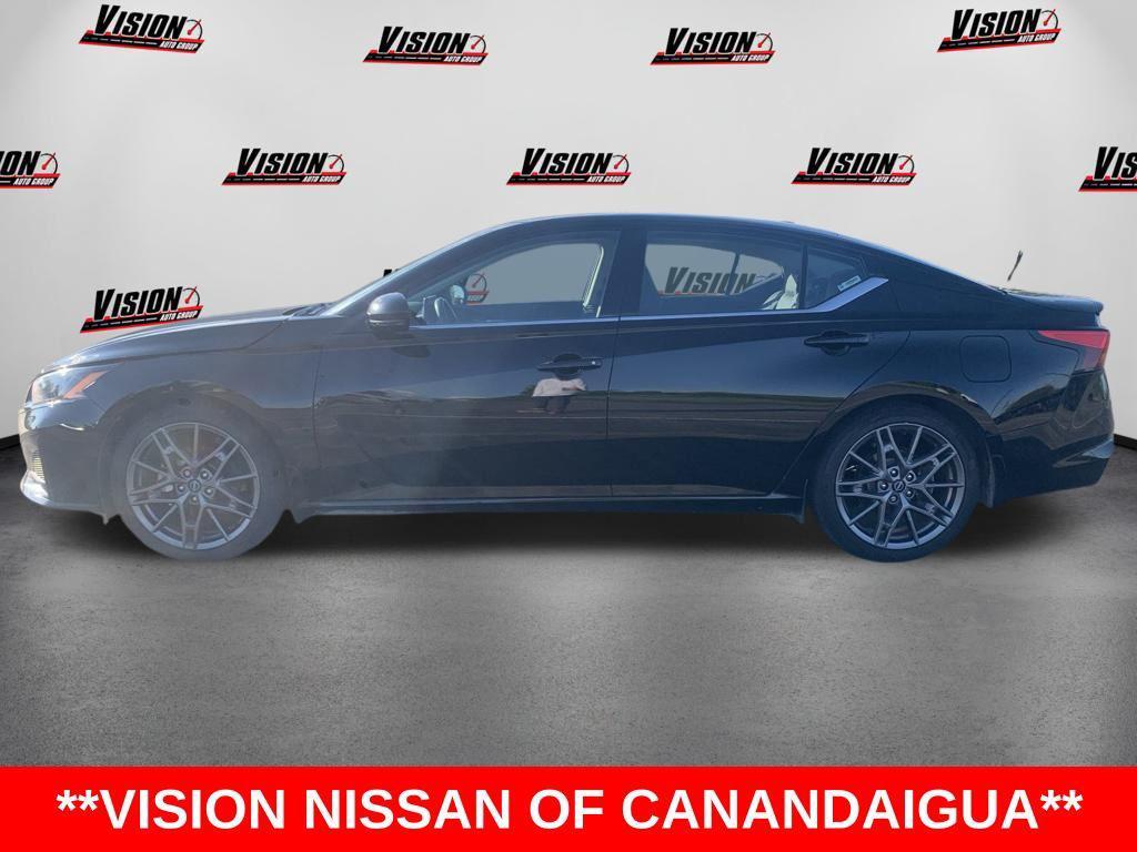 Nissan Altima 2023