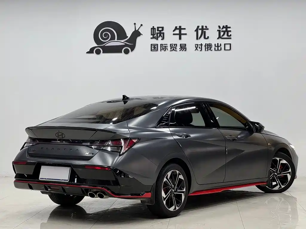 Hyundai Elantra 2023