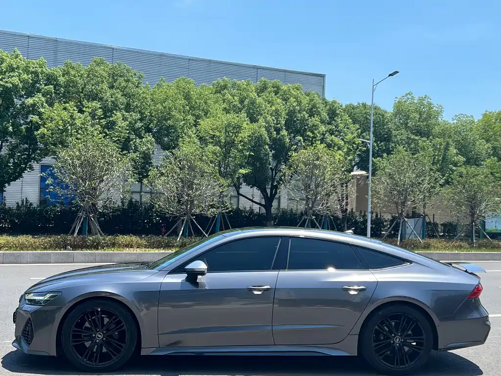 Audi A7 2023