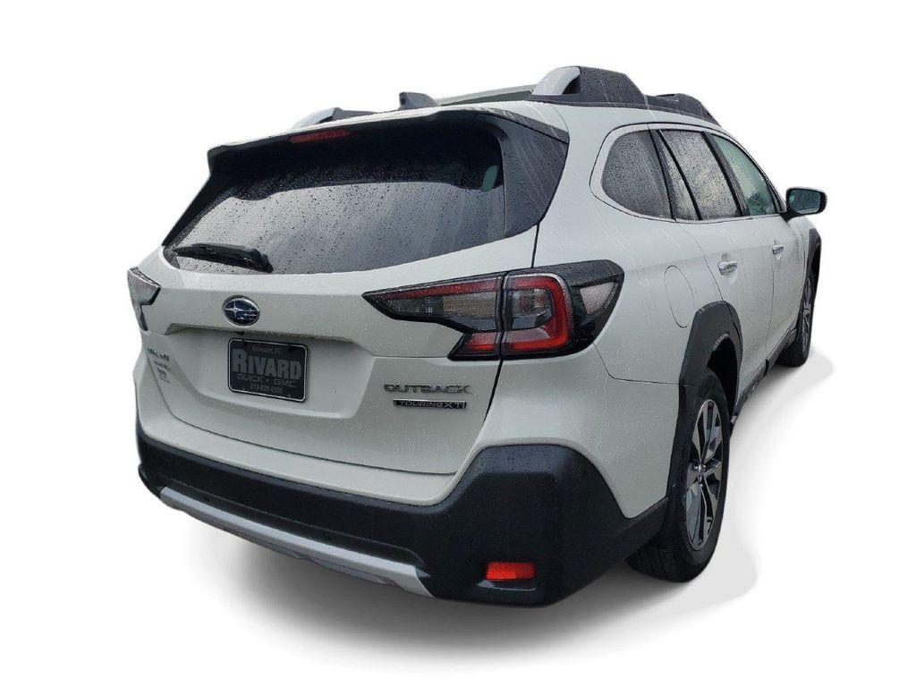 Subaru Outback 2024