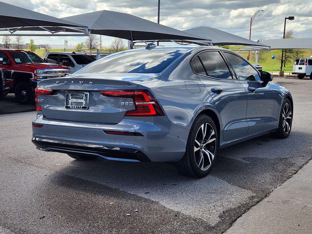Volvo S60 2024